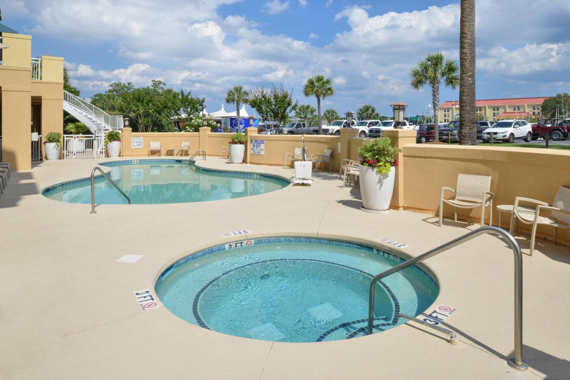 Springhill Suites By Marriott Charleston Riverview Exterior photo